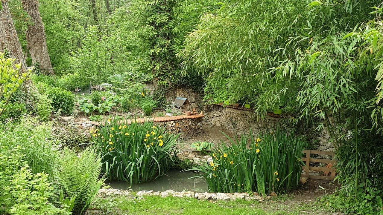Le Clos Du Buisson Saint-Julien-de-la-Liegue Екстериор снимка
