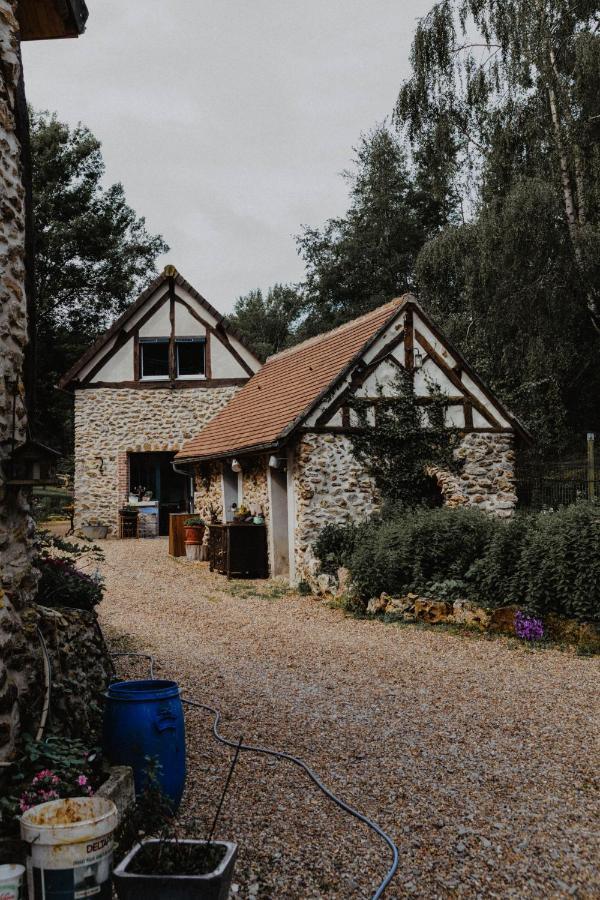 Le Clos Du Buisson Saint-Julien-de-la-Liegue Екстериор снимка