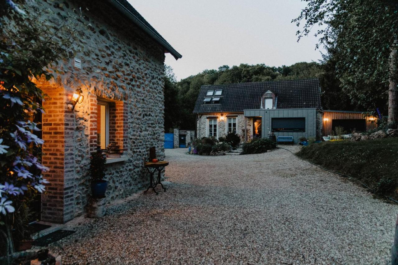 Le Clos Du Buisson Saint-Julien-de-la-Liegue Екстериор снимка