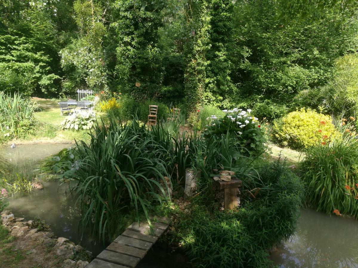 Le Clos Du Buisson Saint-Julien-de-la-Liegue Екстериор снимка